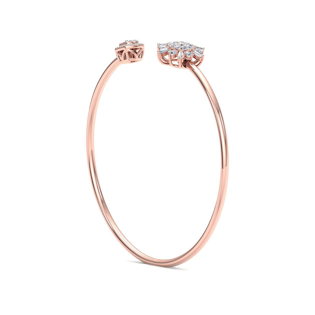 Cuff bracelet in rose gold with white diamonds of 0.62 ct in weight