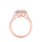 Load image into Gallery viewer, Oval cluster ring in yellow gold with white diamonds of 1.02 ct in weight