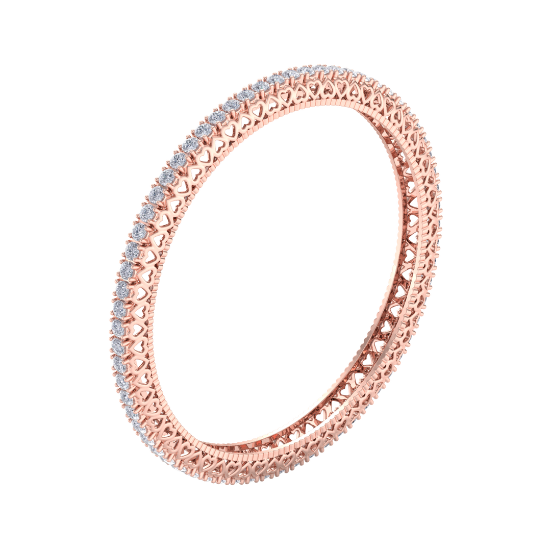Classic diamond bangle with hearts in white gold with white diamonds of 13.60 ct in weight