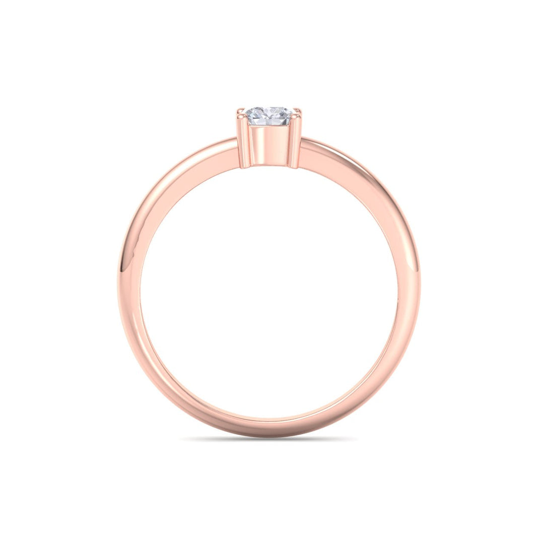 Cute Diamond ring in rose gold with white diamonds of 0.25 ct in weight