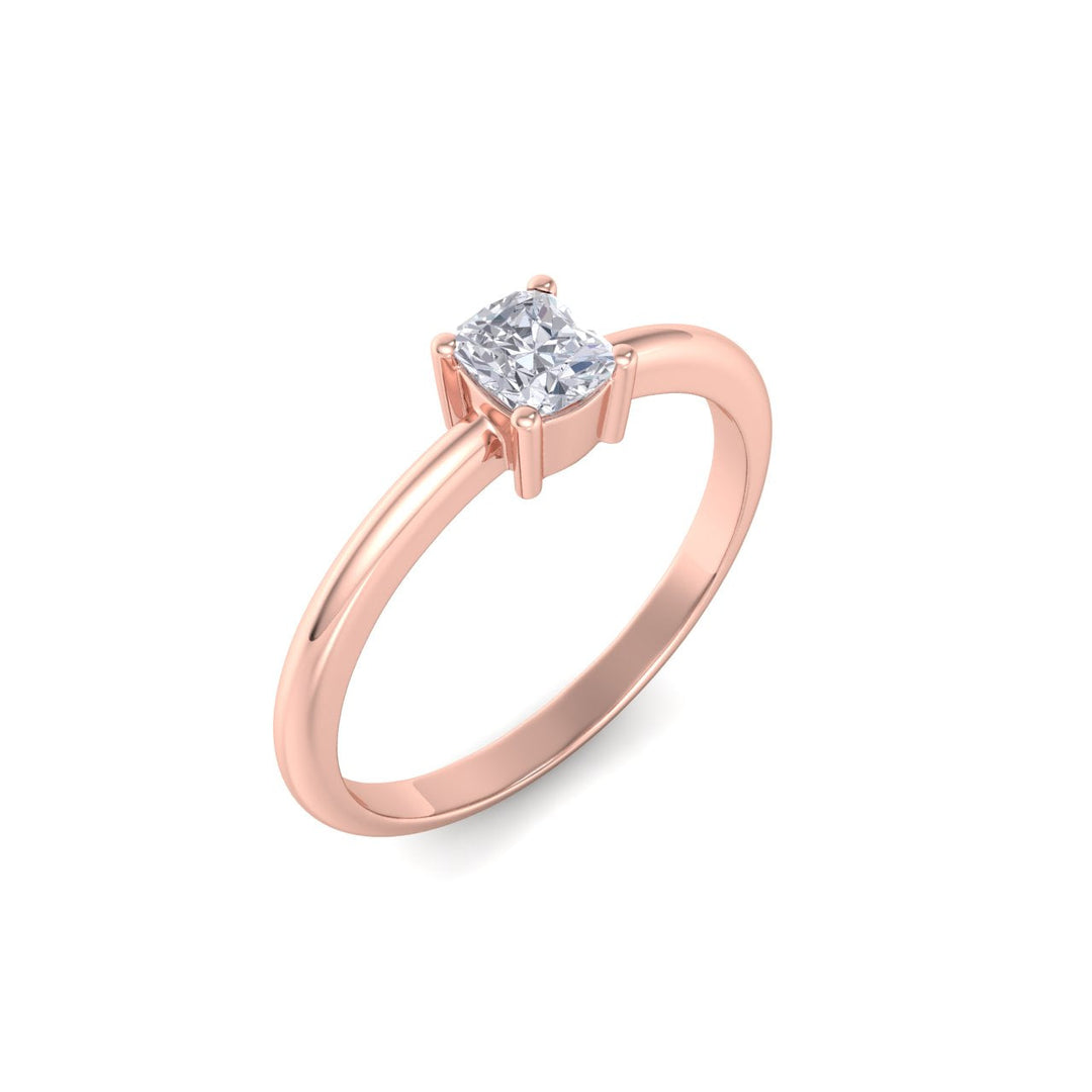 Cute Diamond ring in white gold with white diamonds of 0.25 ct in weight