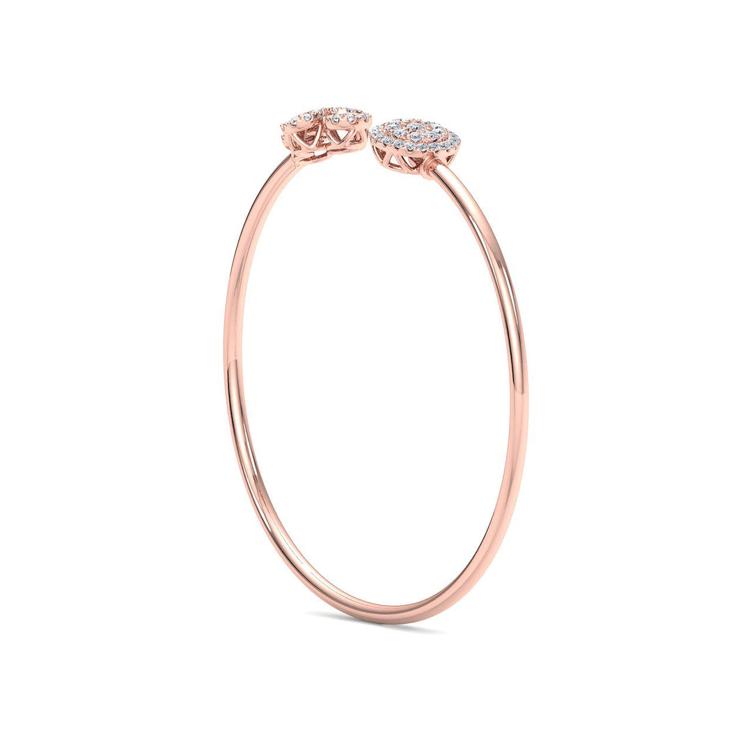 Cuff bracelet in rose gold with white diamonds of 0.57 ct in weight