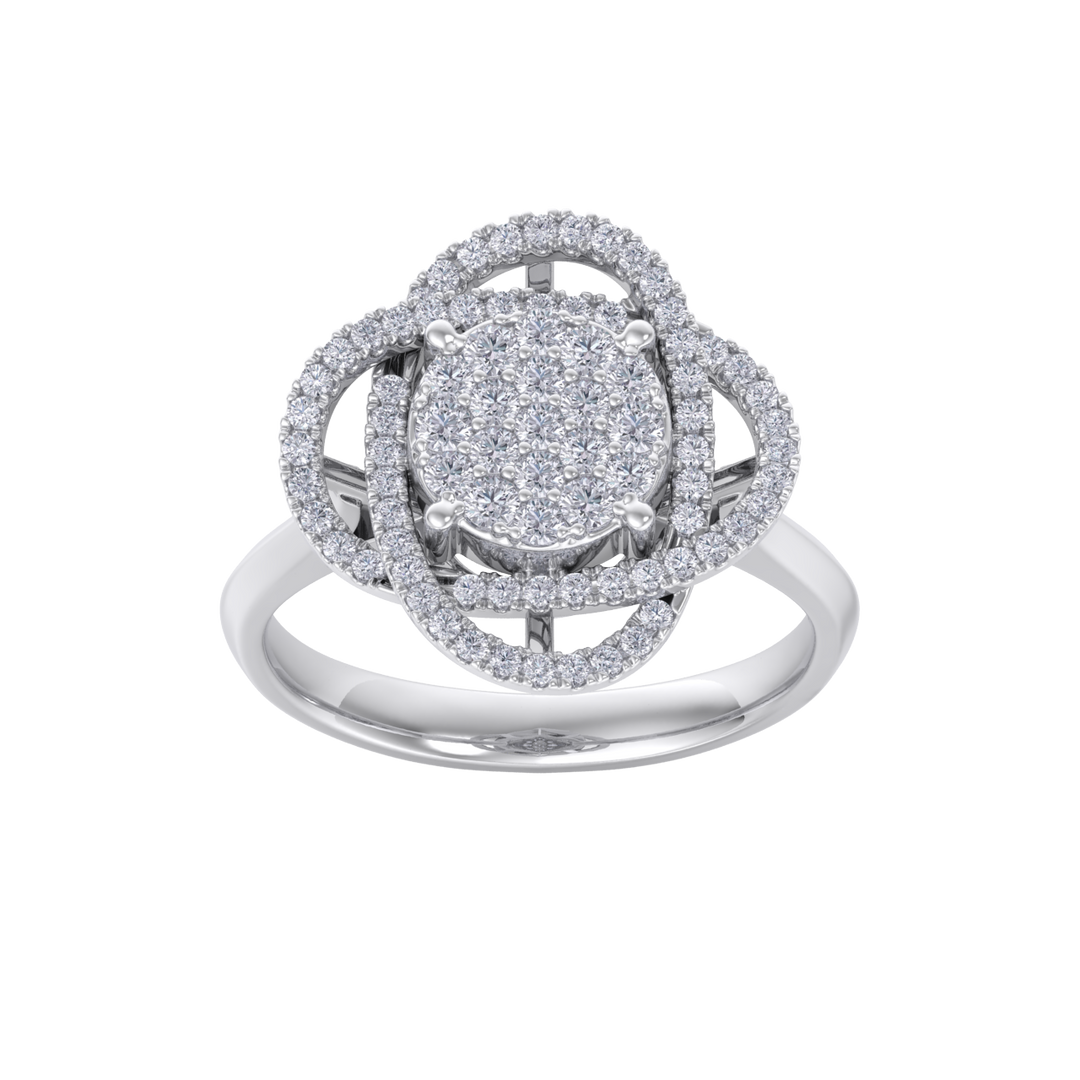 Intricate diamond ring in white gold with white diamonds of 0.63 ct in weight
