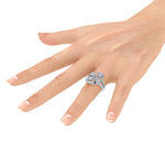 Load image into Gallery viewer, Beautiful ring in rose gold with white diamonds of 0.95 ct in weight