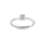 Load image into Gallery viewer, Cute Diamond ring in yellow gold with white diamonds of 0.25 ct in weight