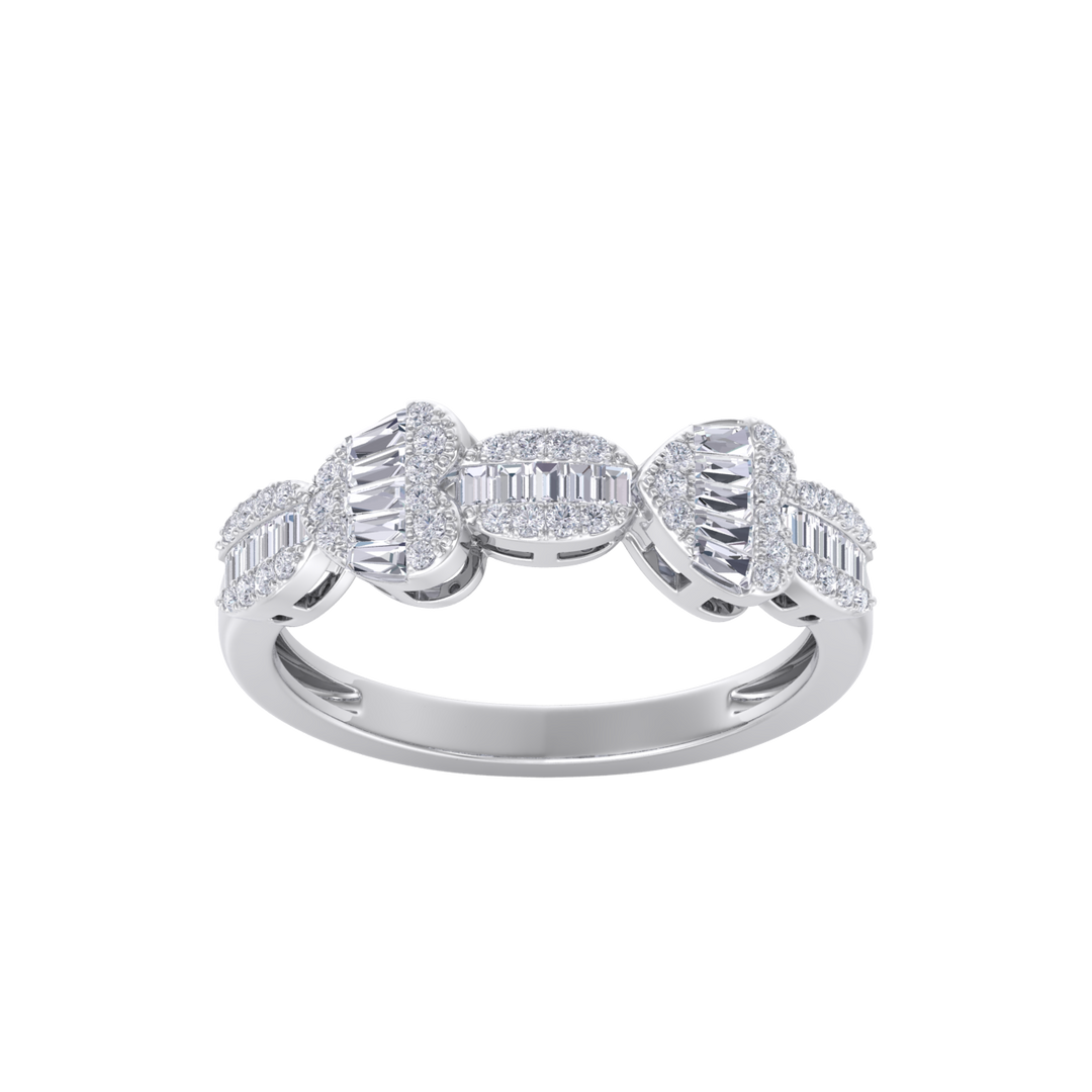 Beautiful Ring in yellow gold with white diamonds of 0.49 ct in weight