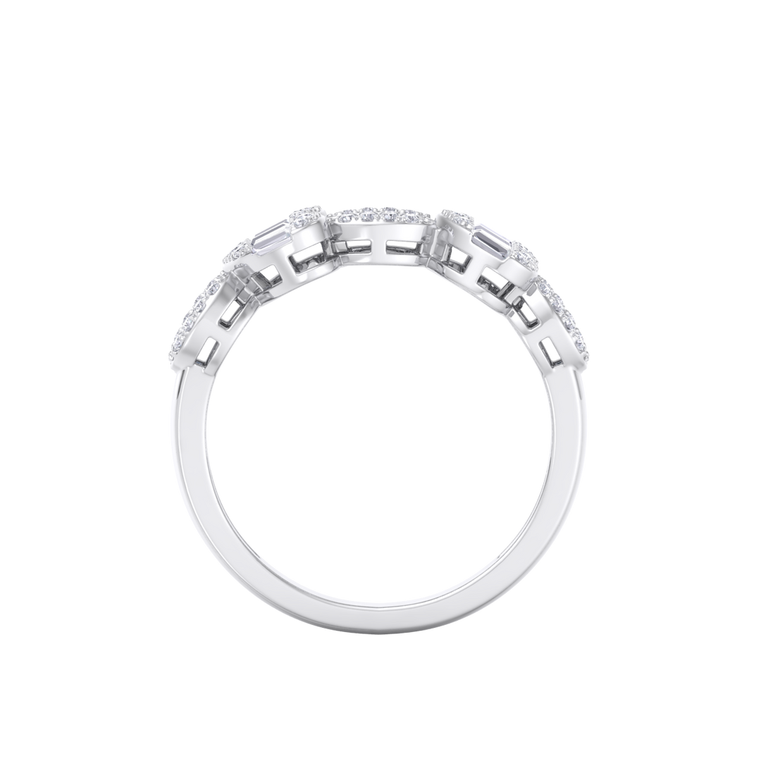 Beautiful Ring in yellow gold with white diamonds of 0.49 ct in weight