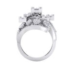 Load image into Gallery viewer, Statement diamond ring in yellow gold with white diamonds of 1.68 ct in weight