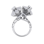 Load image into Gallery viewer, flower ring in white gold with white diamonds of 1.62 ct in weight