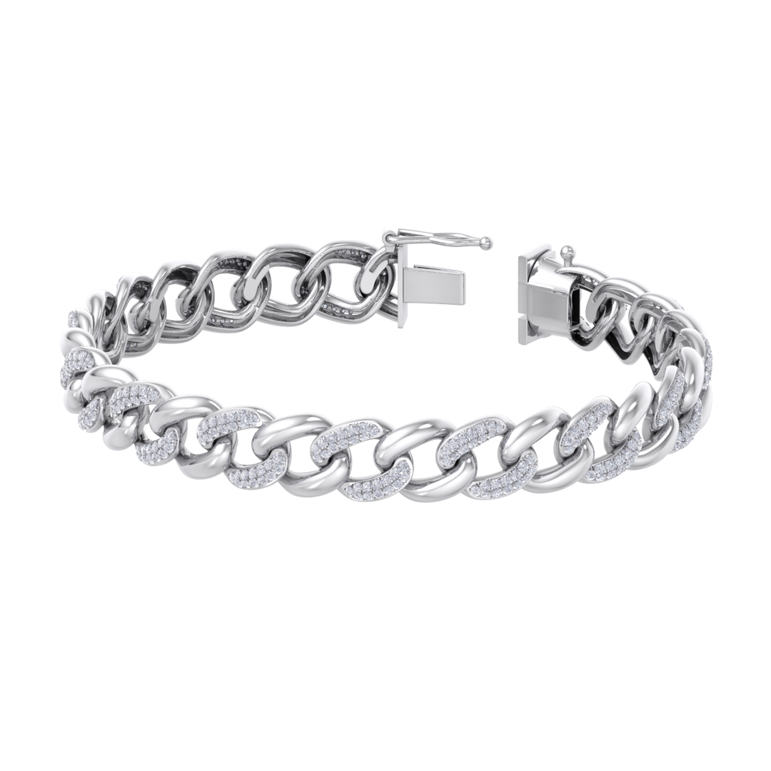 Diamond curb chain link bracelet in yellow gold with white diamonds of 1.82 ct in weight