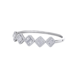 Load image into Gallery viewer, Diamond bangle in rose gold with white diamonds of 2.78 ct in weight