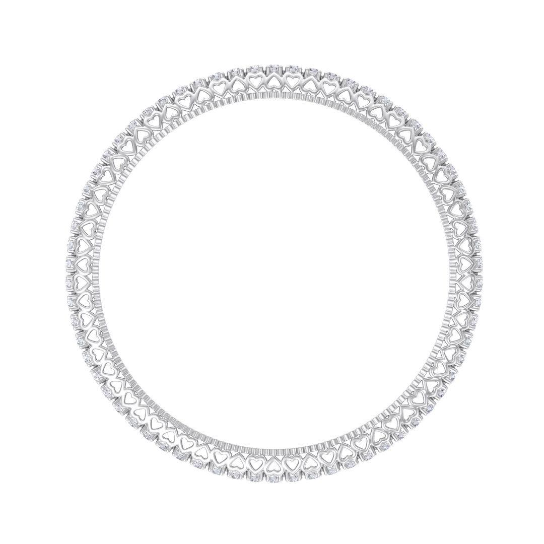 Classic diamond bangle with hearts in rose gold with white diamonds of 13.60 ct in weight