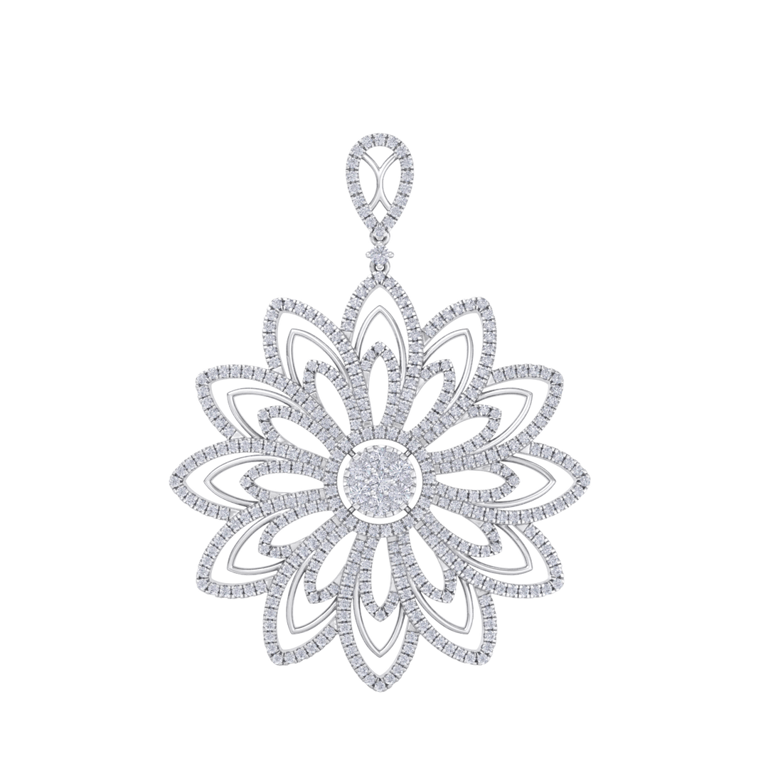 Diamond flower pendant in white gold with white diamonds of 3.35 ct in weight