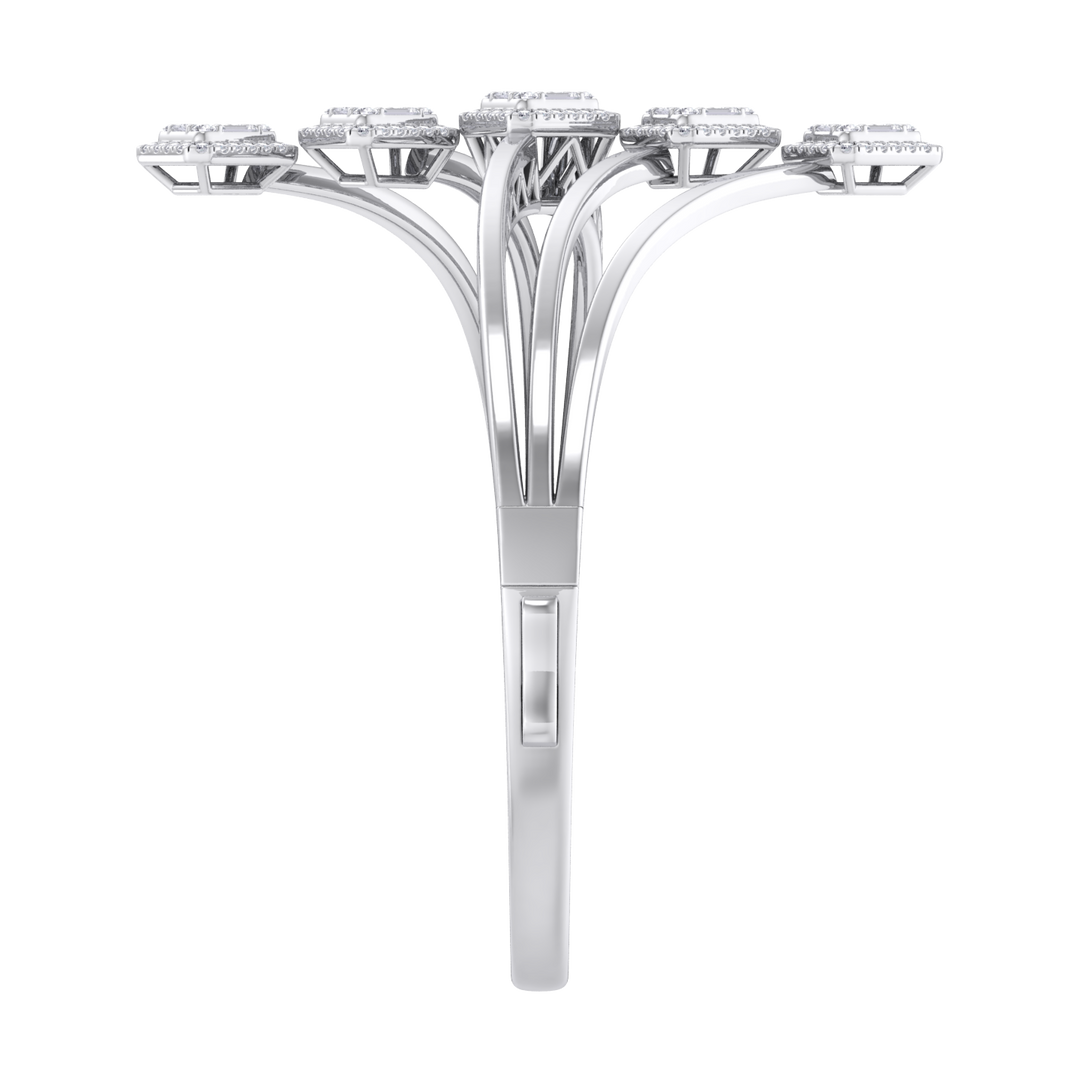 Diamond bangle in rose gold with white diamonds of 3.26 ct in weight