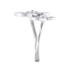 Load image into Gallery viewer, Ring with flowers in white gold with white diamonds of 0.56 ct in weight