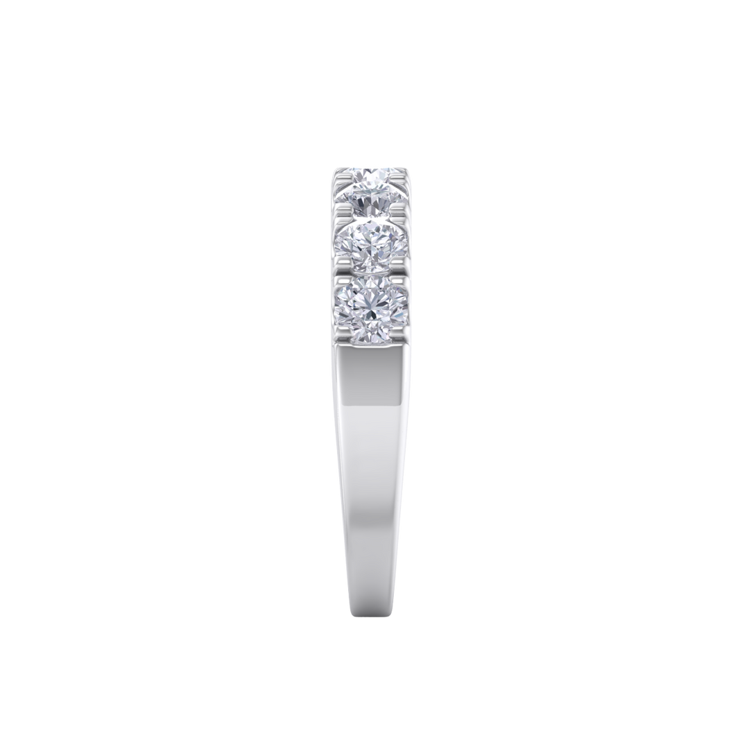 Classic Wedding band in yellow gold with white diamonds of 1.16 ct in weight