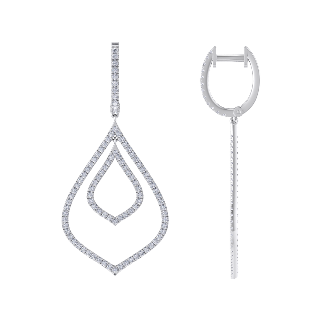 Chandelier earrings in white gold with white diamonds of 1.79 ct in weight