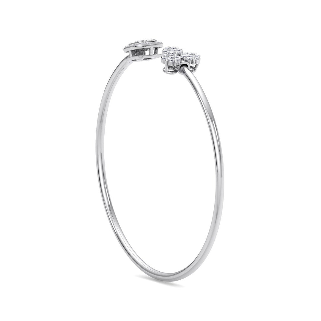 Cuff bracelet in rose gold with white diamonds of 0.58 ct in weight