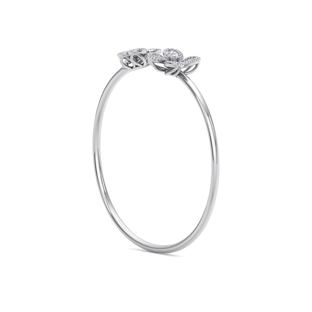 Cuff bracelet in white gold with white diamonds of 0.65 ct in weight