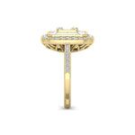 Load image into Gallery viewer, Beautiful Ring in yellow gold with white diamonds of 3.07 ct in weight