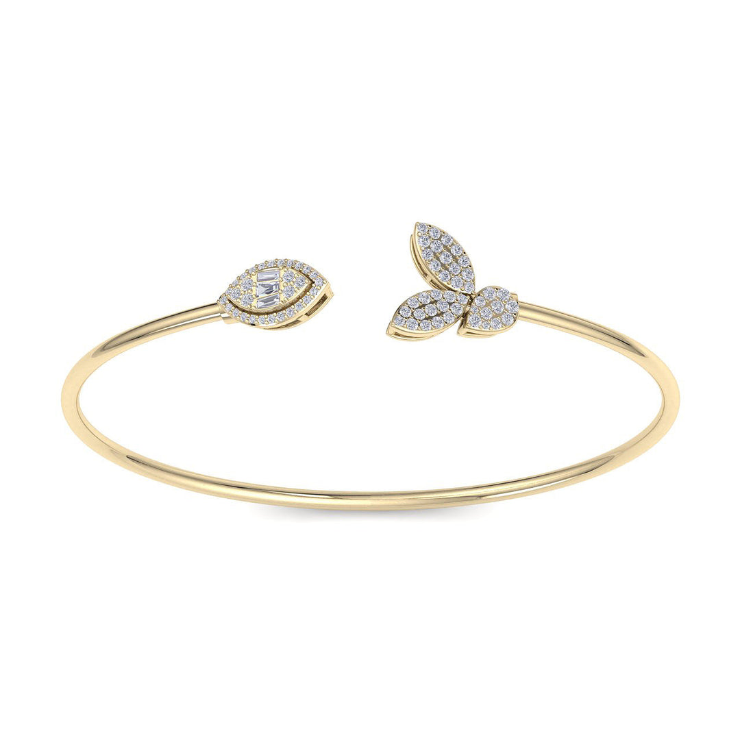 Cuff diamond bracelet in white gold with white diamonds of 0.68 ct in weight