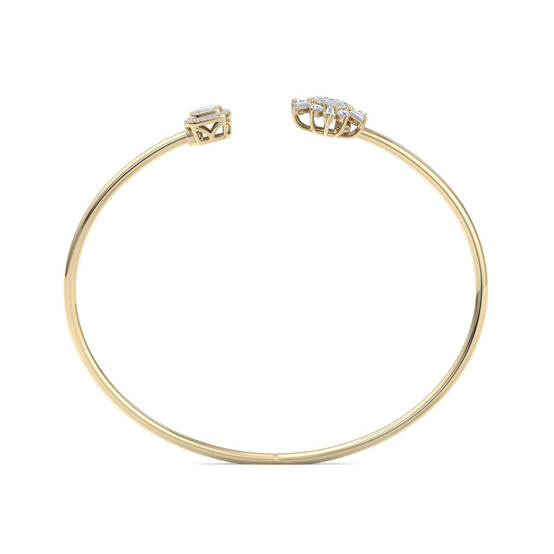 Cuff bracelet in rose gold with white diamonds of 0.62 ct in weight