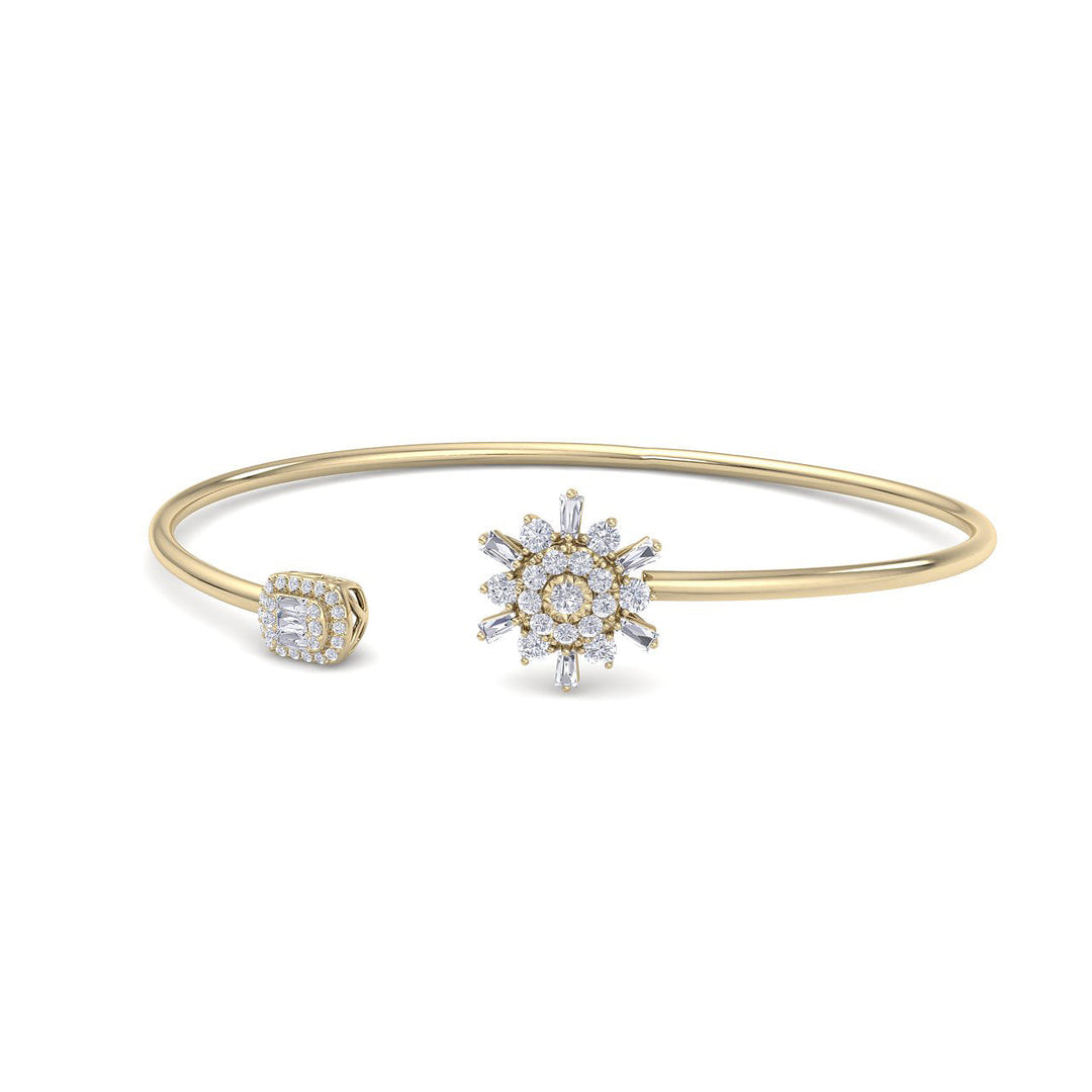 Cuff bracelet in rose gold with white diamonds of 0.62 ct in weight