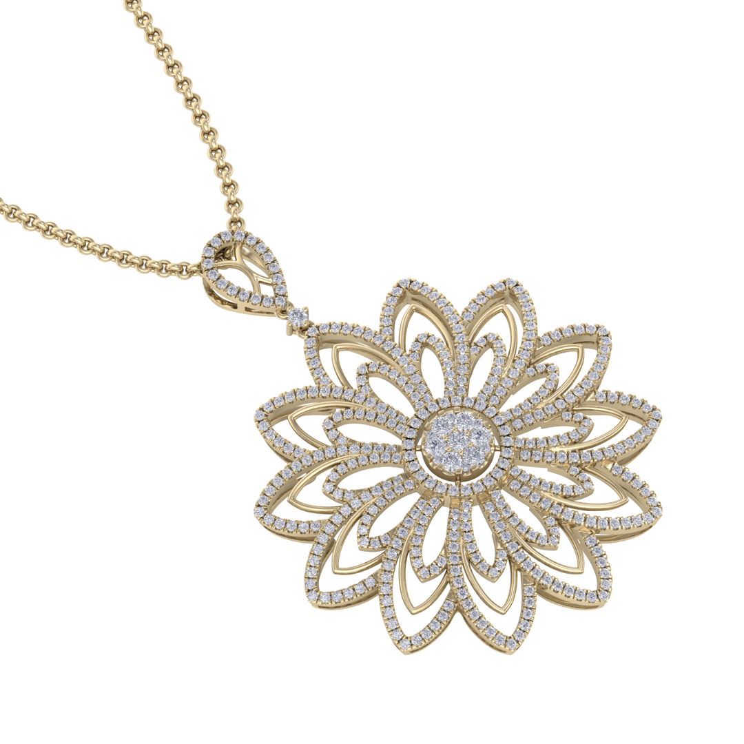 Diamond flower pendant in white gold with white diamonds of 3.35 ct in weight