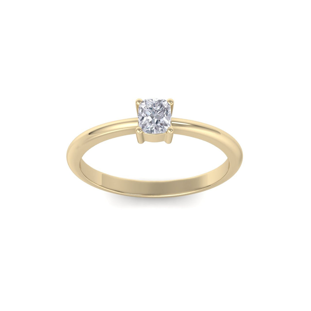 Cute Diamond ring in rose gold with white diamonds of 0.25 ct in weight