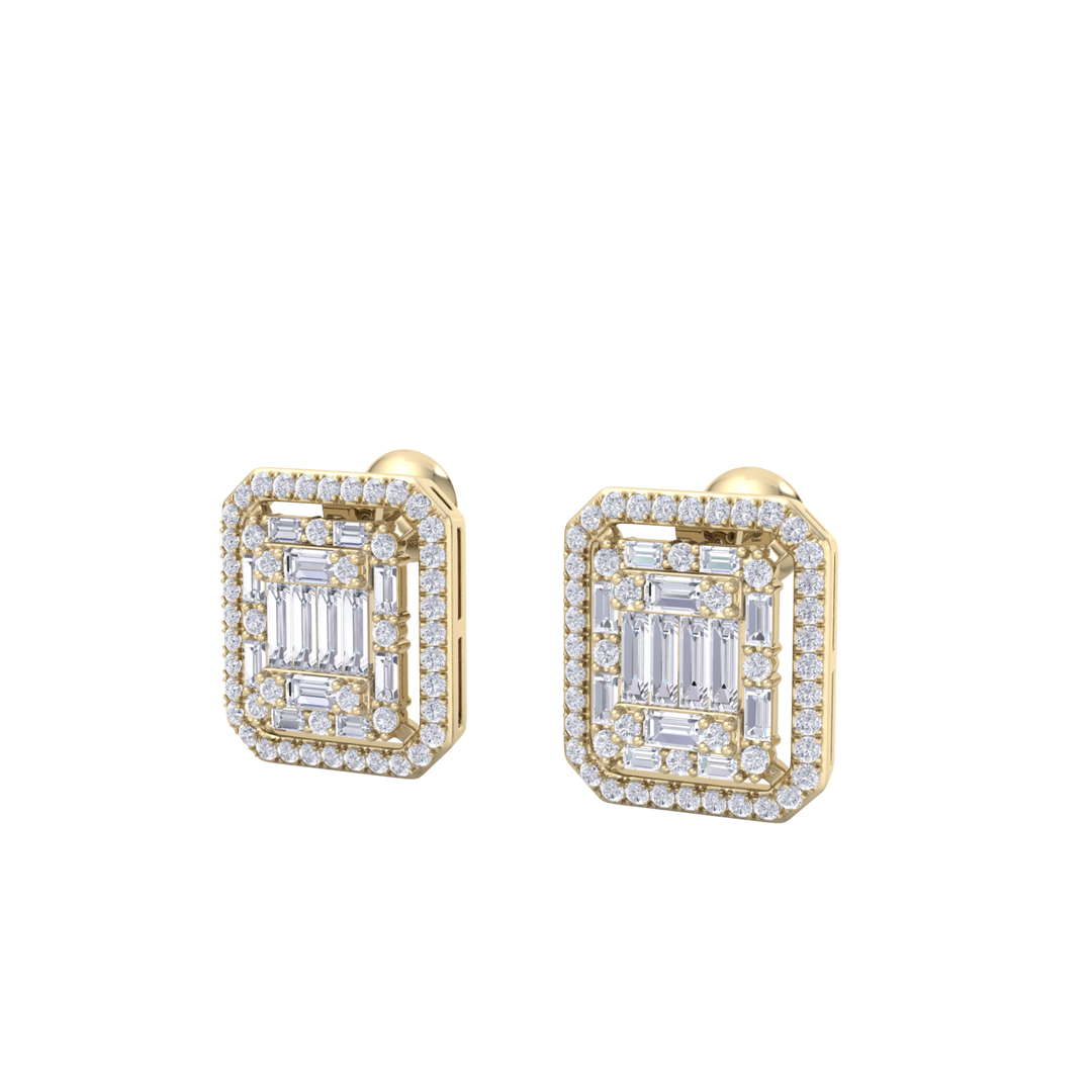 Beautiful Stud Earrings in white gold with white diamonds of 1.78 in weight