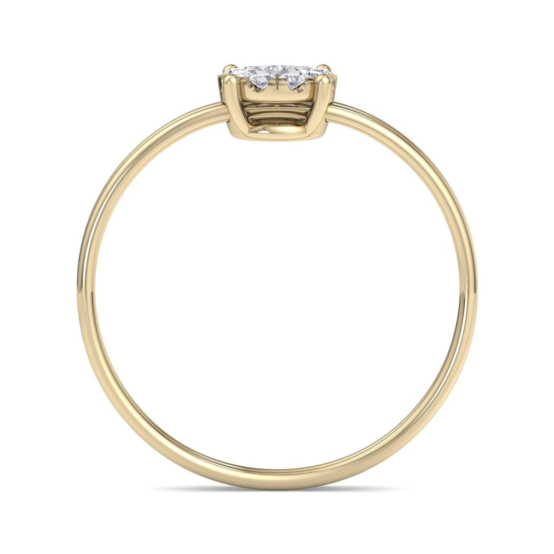Petite ring in rose gold with white diamonds of 0.16 ct in weight