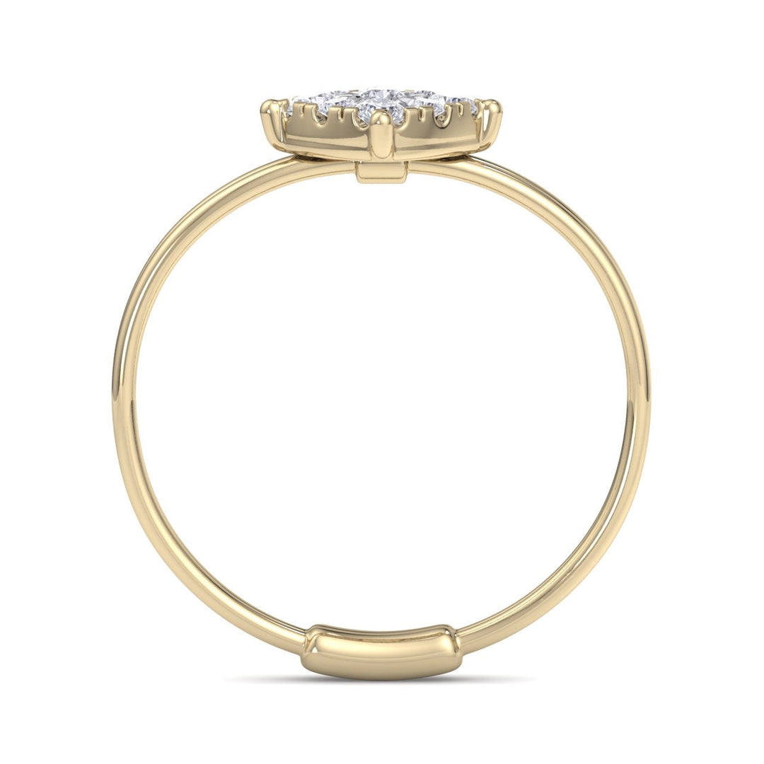 Beautiful Ring in yellow gold with white diamonds of 0.26 ct in weight