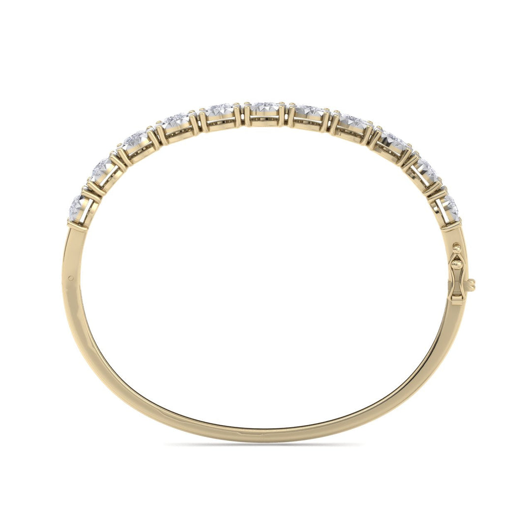 Diamond bracelet in yellow gold with white diamonds of 3.30 ct in weight