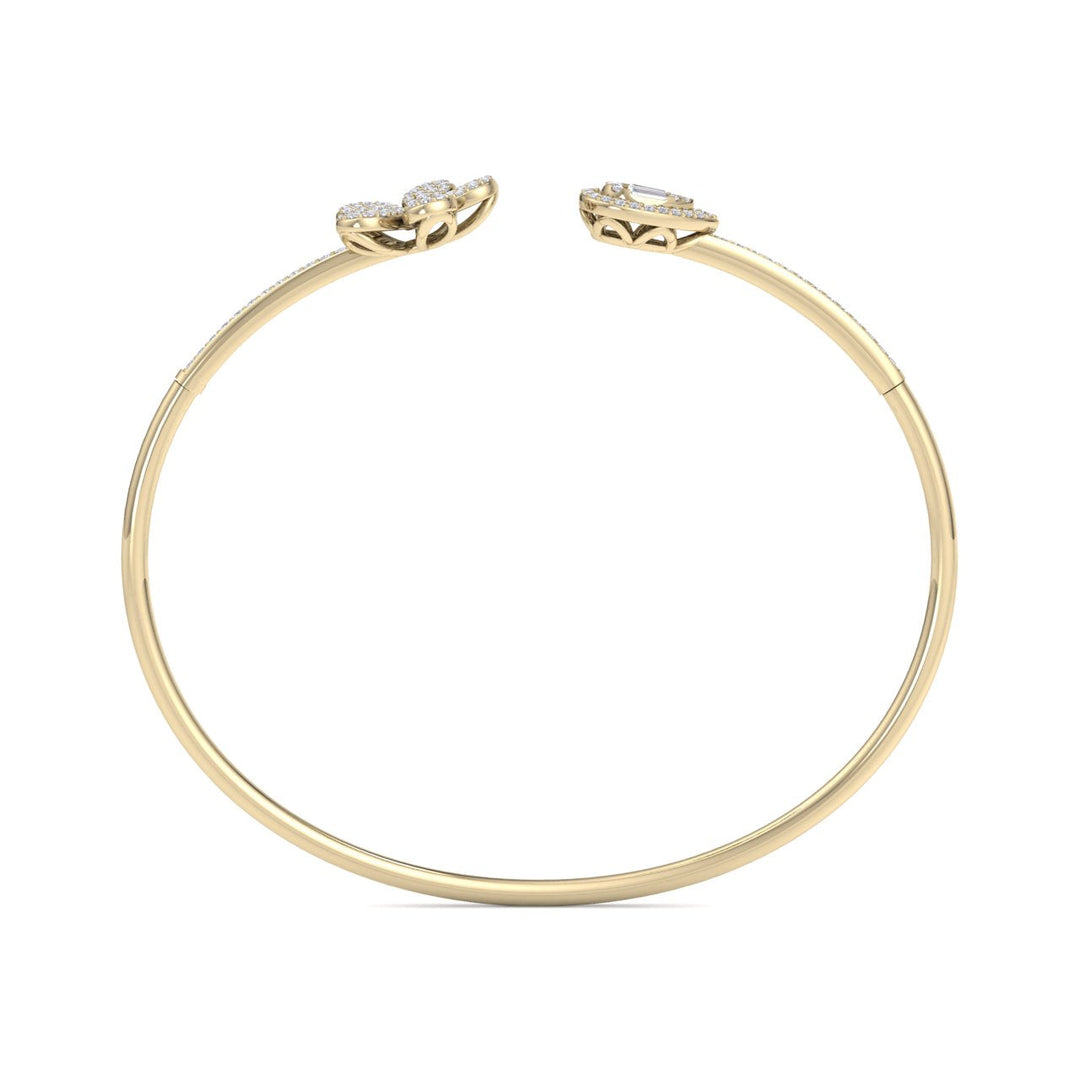 Cuff bracelet in rose gold with white diamonds of 0.72 ct in weight