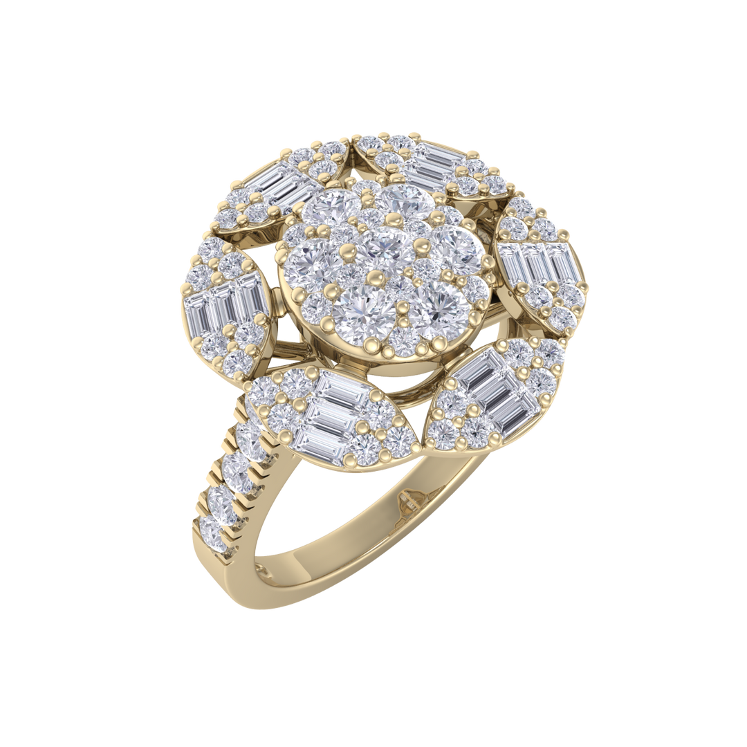 Diamond flower ring in rose gold with white diamonds of 1.52 ct in weight