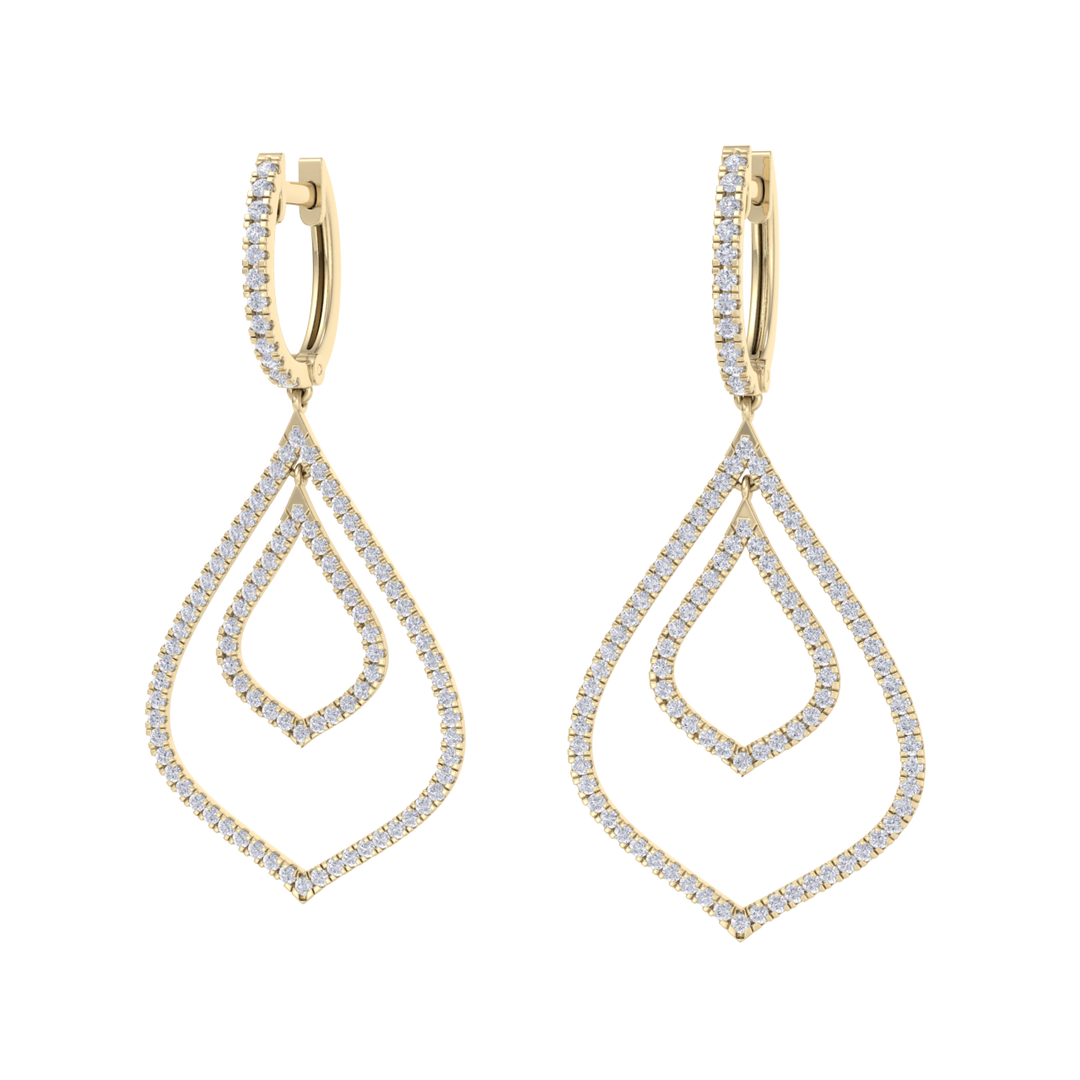 Chandelier earrings in yellow gold with white diamonds of 1.79 ct in weight