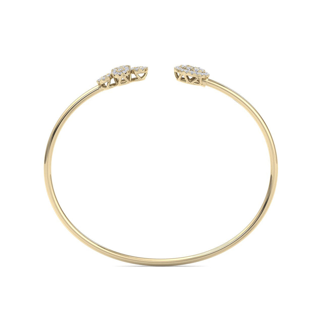 Cuff bracelet in rose gold with white diamonds of 0.57 ct in weight