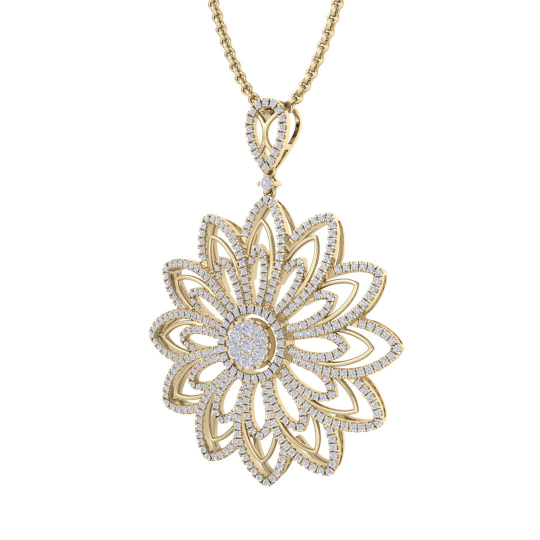 Diamond flower pendant in white gold with white diamonds of 3.35 ct in weight