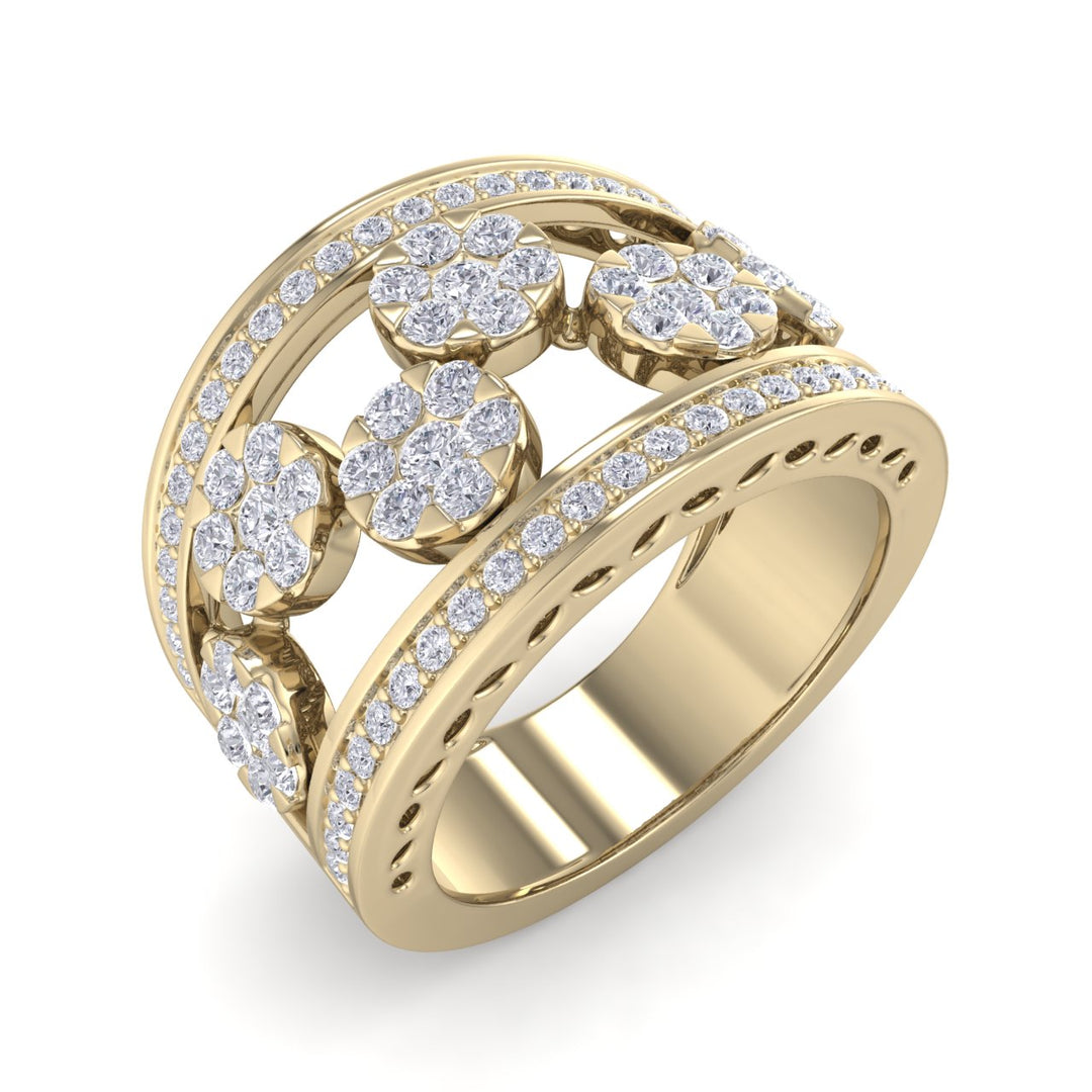 Beautiful ring in yellow gold with white diamonds of 1.07  ct in weight