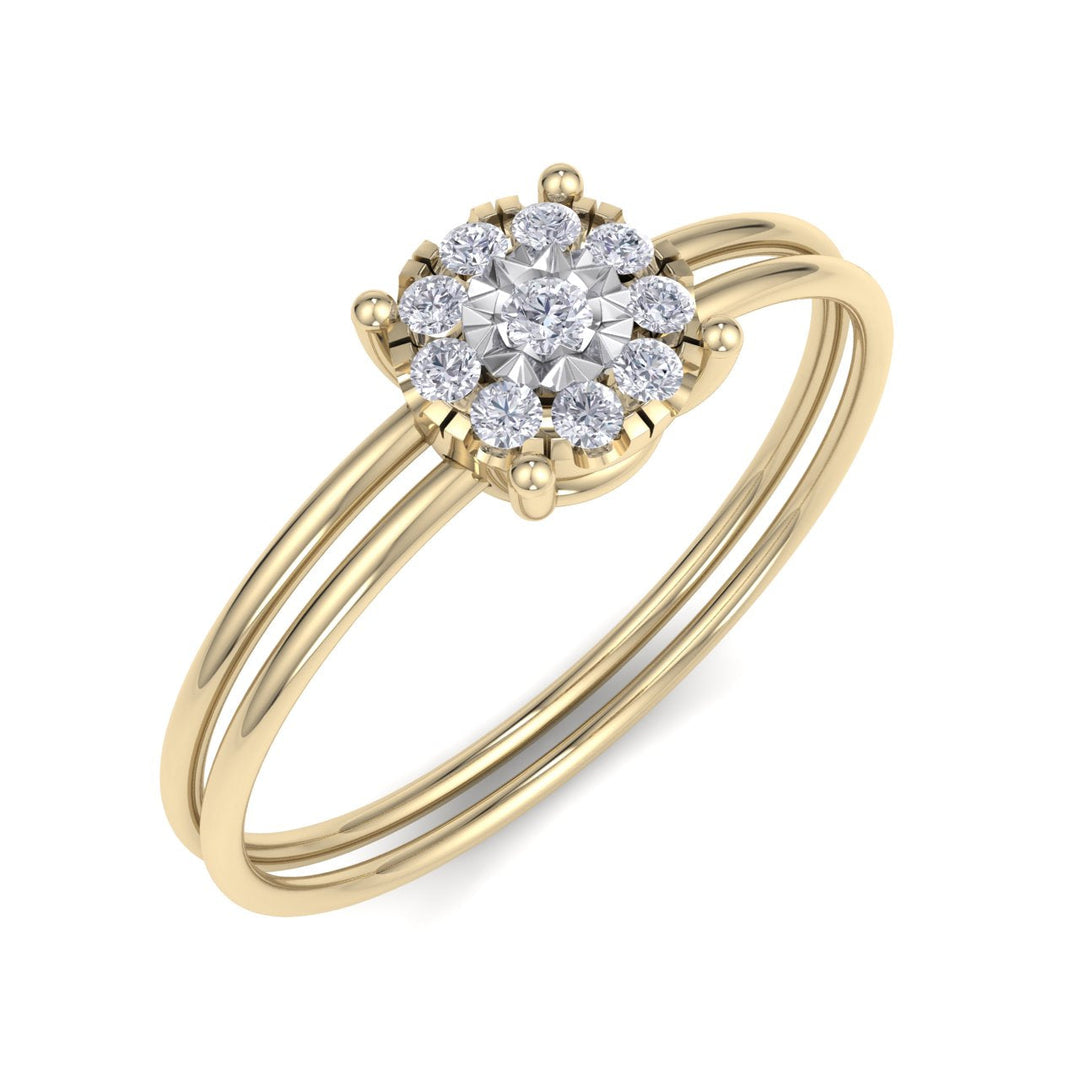 Petite ring in rose gold with white diamonds of 0.16 ct in weight