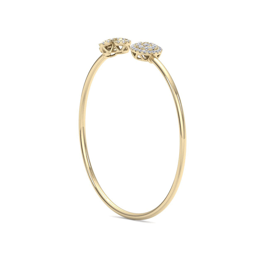 Cuff bracelet in rose gold with white diamonds of 0.57 ct in weight