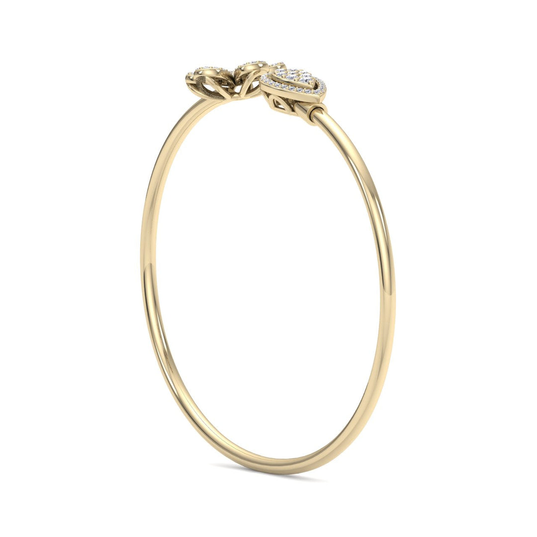 Cuff bracelet in rose gold with white diamonds of 0.49 ct in weight