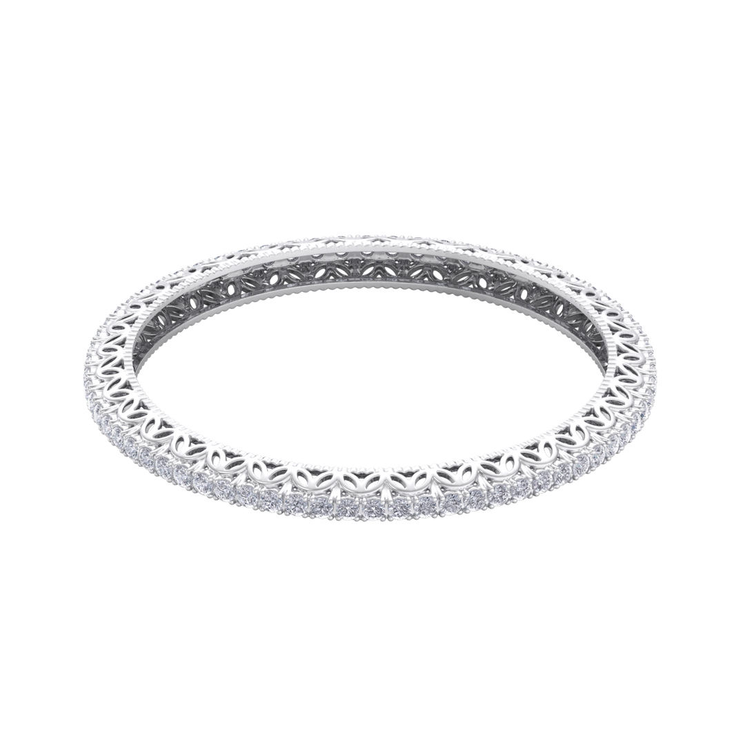 Diamond bangle in white gold with white diamonds of 11.04 ct in weight