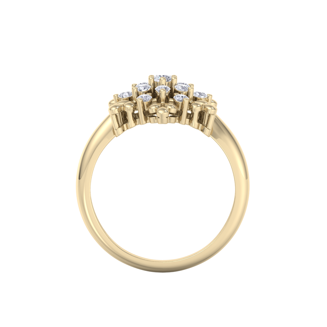 Diamond ring in rose gold with white diamonds of 0.37 ct in weight