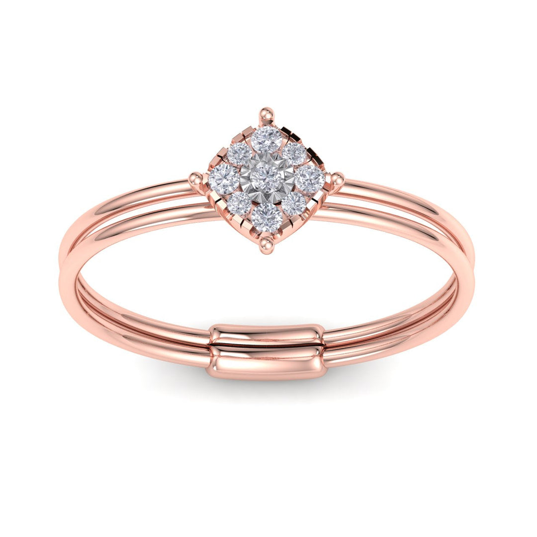 Beautiful Ring in white gold with white diamonds of 0.13 ct in weight