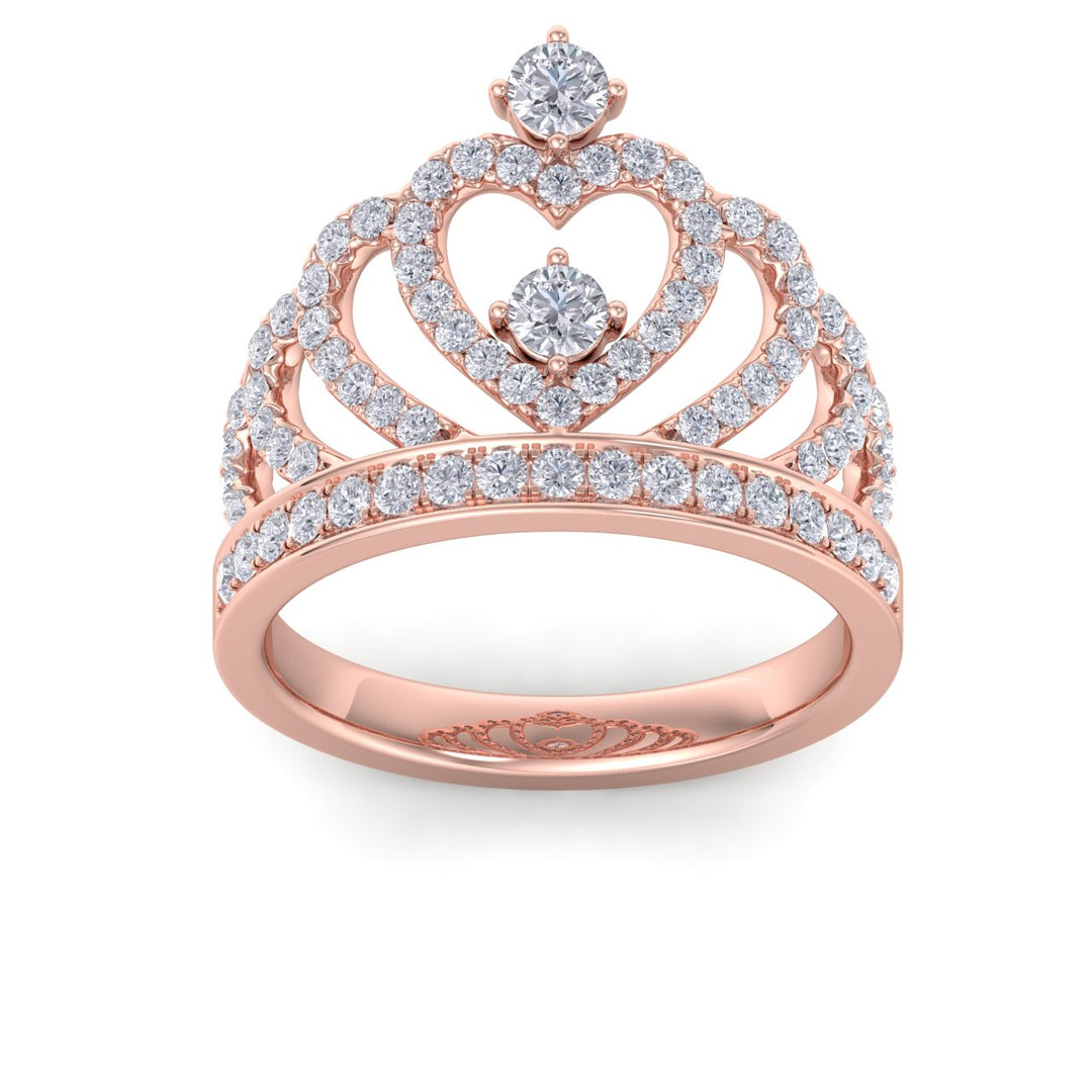 Beautiful Ring in white gold with white diamonds of 0.96 ct in weight