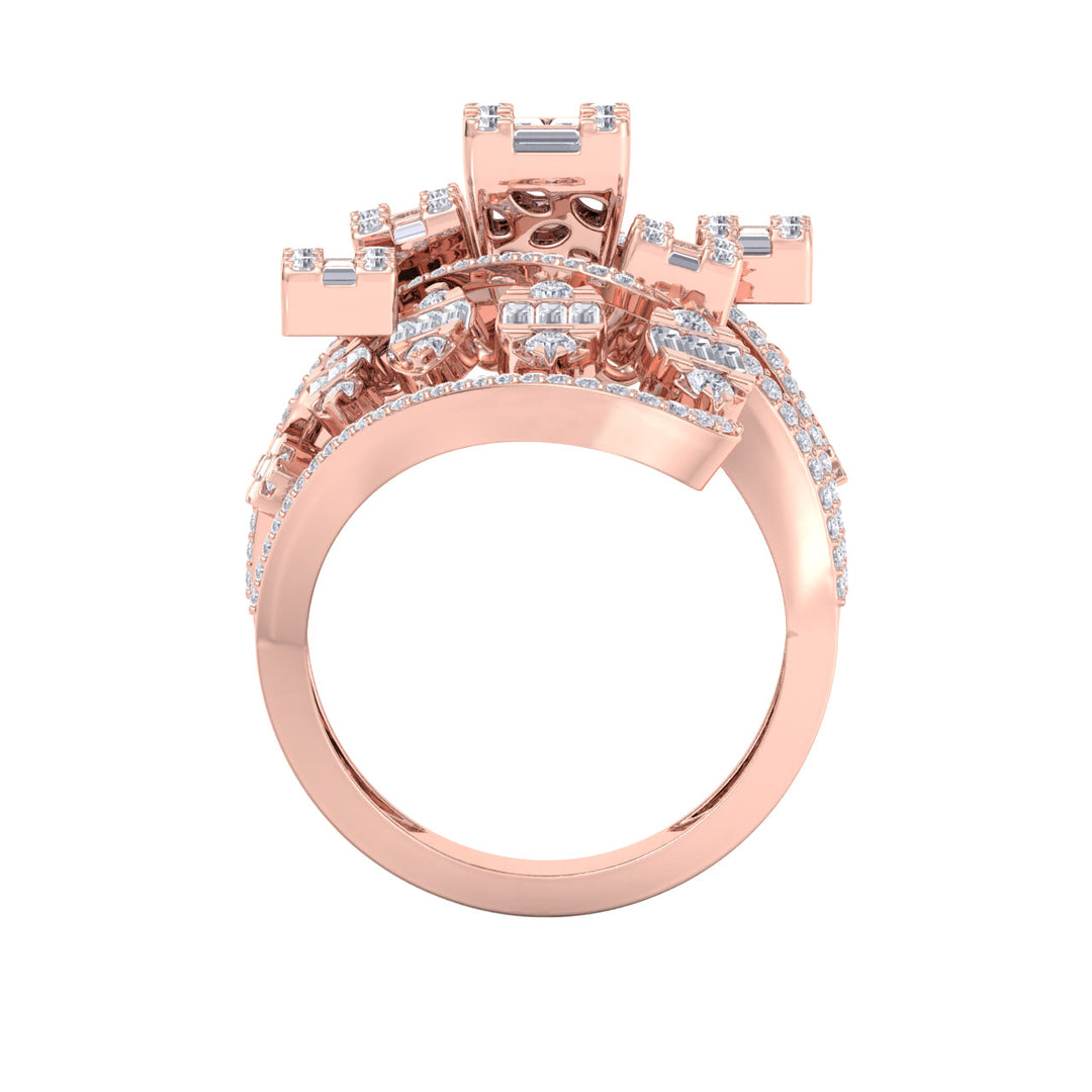 Statement diamond ring in yellow gold with white diamonds of 1.68 ct in weight