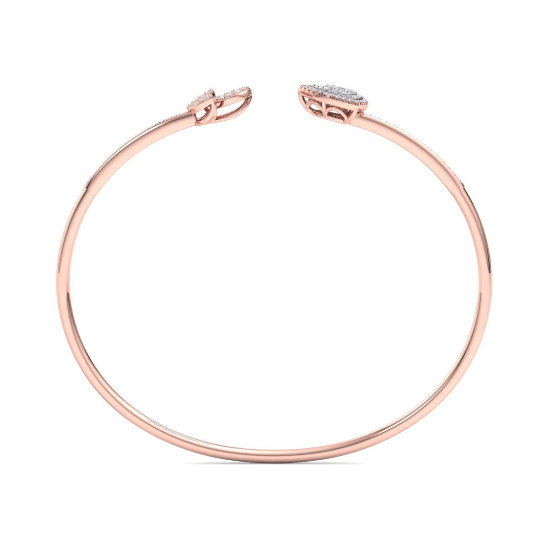Beautiful cuff bracelet in yellow gold with white diamonds of 0.52 ct in weight