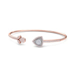 Load image into Gallery viewer, Beautiful cuff bracelet in yellow gold with white diamonds of 0.52 ct in weight

