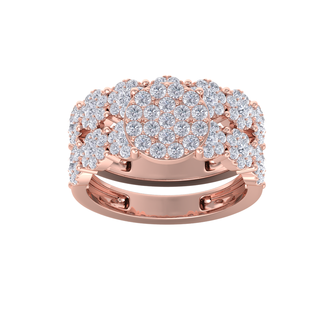 Bridal set in yellow gold with white diamonds of 1.75 ct in weight